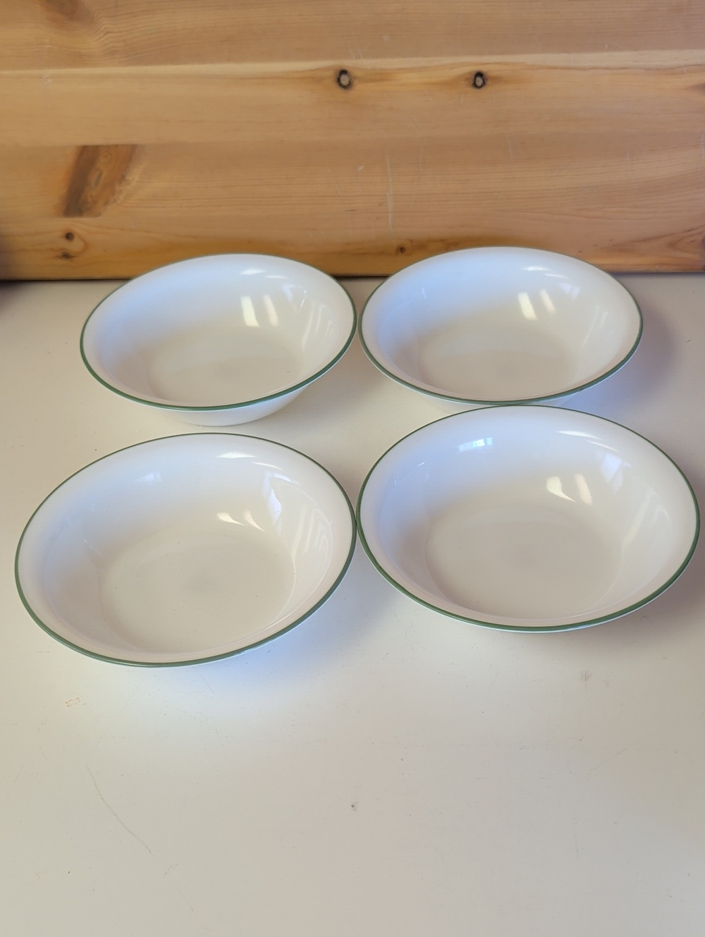 4 pieces of Corelle. Salad,Soup & Dessert Bowls. Made In USA🌟🌟🌟